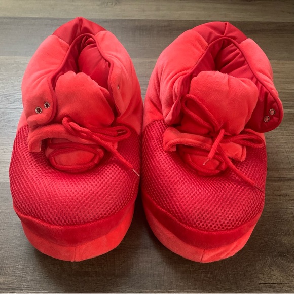 Cozy Kicks Yeezy Red October Unisex House Shoes Slippers - Picture 1 of 5